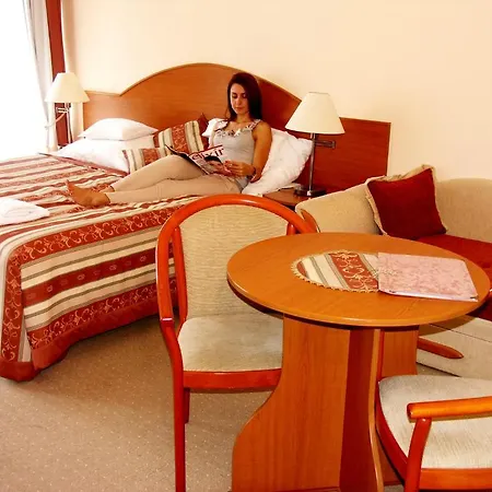 Hotel Corner Komárom